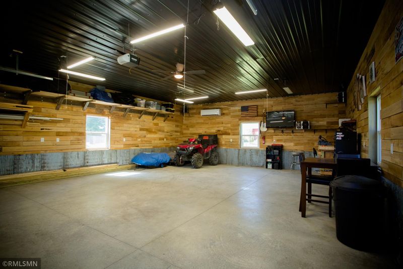 708 S Maple St, Belle Plaine, MN 56011