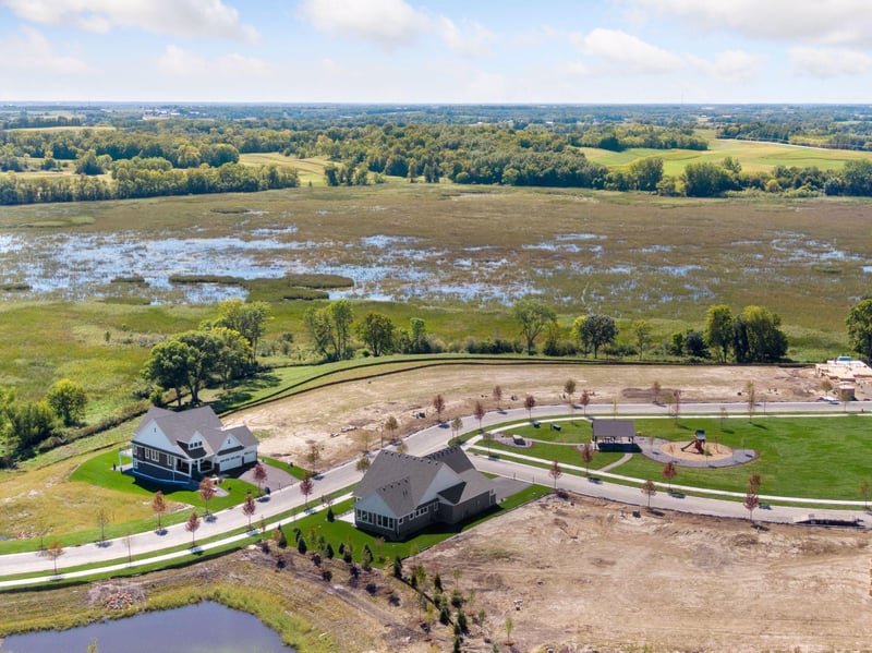6021 Shoreview Point, Victoria, MN 55318