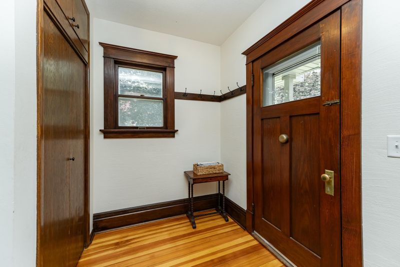613 Winona St SE, Chatfield, MN 55923