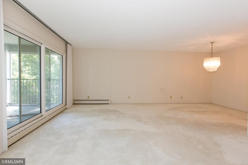 3020 Saint Albans Mill Rd #312, Hopkins, MN 55305