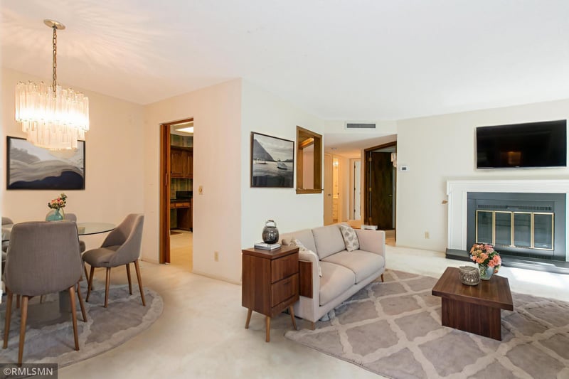 3020 Saint Albans Mill Rd #312, Hopkins, MN 55305