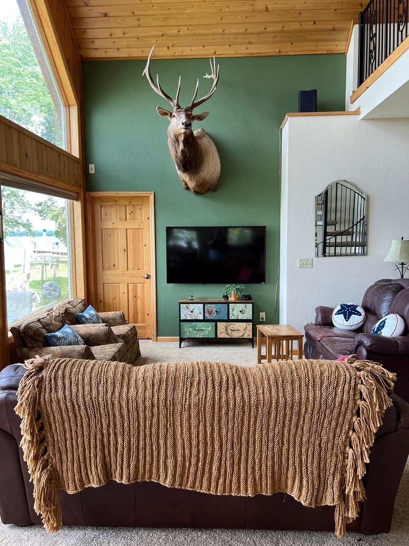 25646 Berens Point Dr, Starbuck, MN 56381