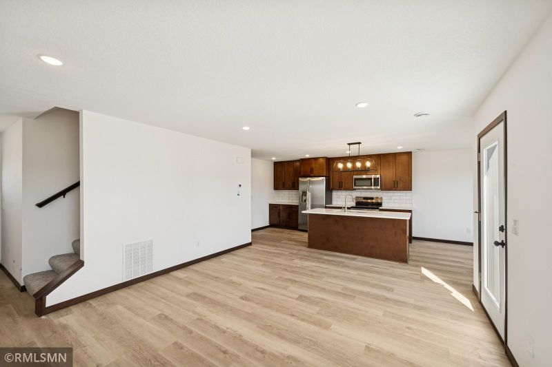 18041 Walnut Cir, Big Lake, MN 55309