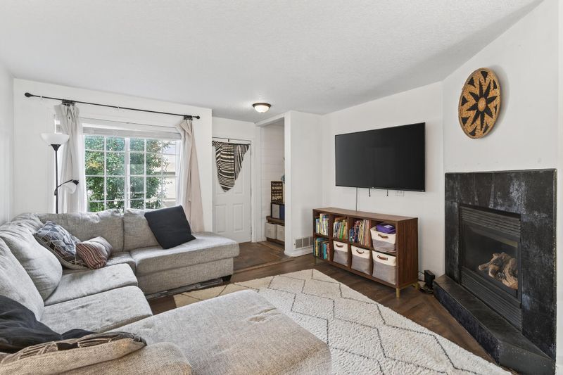 21182 Paint Ln, Forest Lake, MN 55025