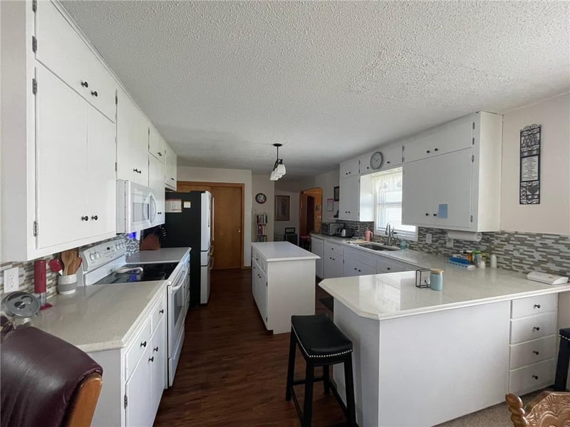 112 Walnut St, Dawson, MN 56232