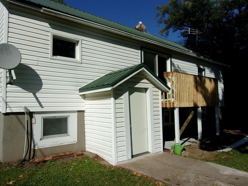 W7477 State Road 65, Beldenville, WI 54003