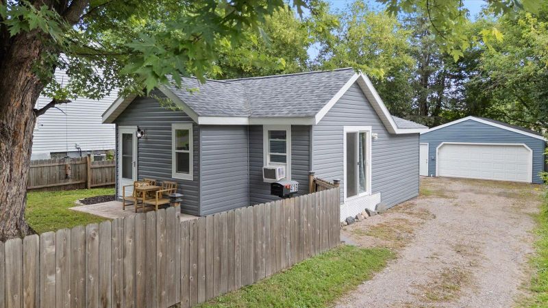 416 13th St, Cloquet, MN 55720