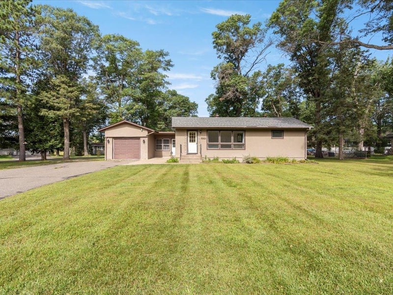 13709 Glenwood Dr, Baxter, MN 56425
