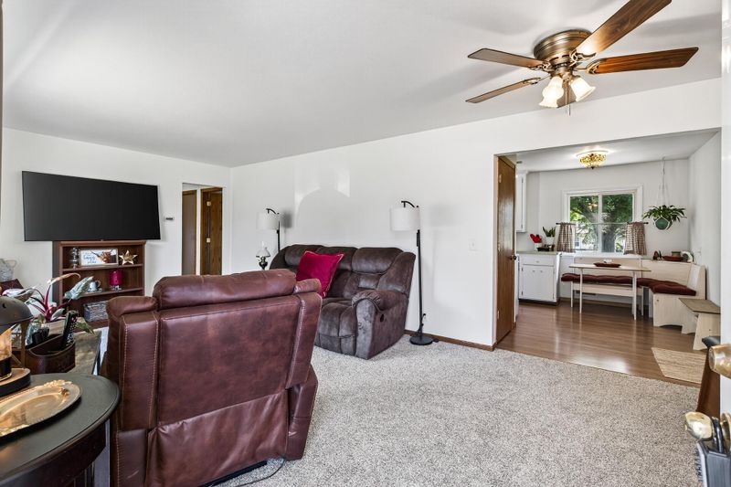 8775 Iden Ave S, Cottage Grove, MN 55016