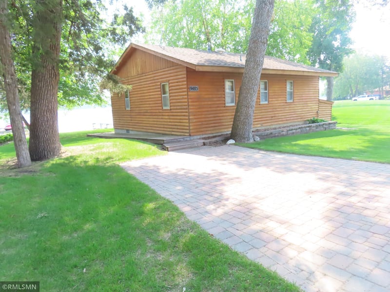 9485 Jeske Ave NW, Annandale, MN 55302