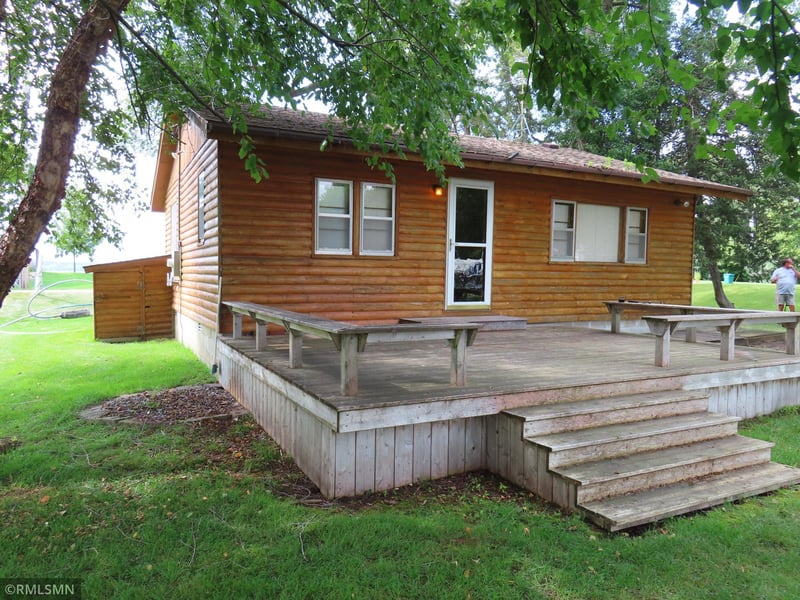 9485 Jeske Ave NW, Annandale, MN 55302