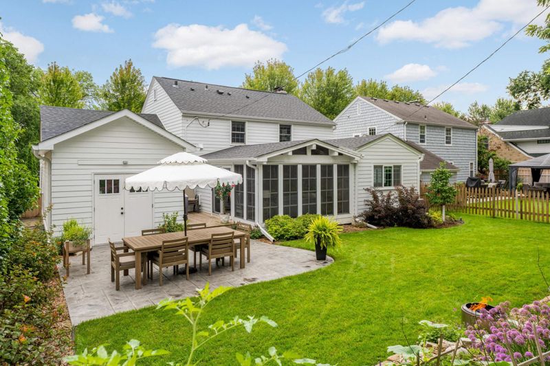 4908 Maple Rd, Edina, MN 55424