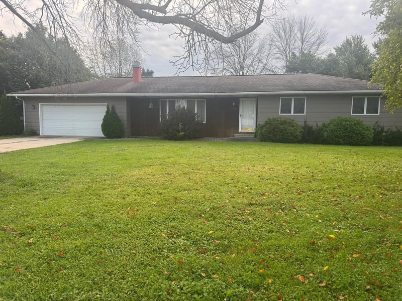 204 N Adams St, Elkton, MN 55933