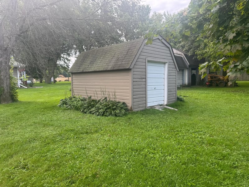 204 N Adams St, Elkton, MN 55933