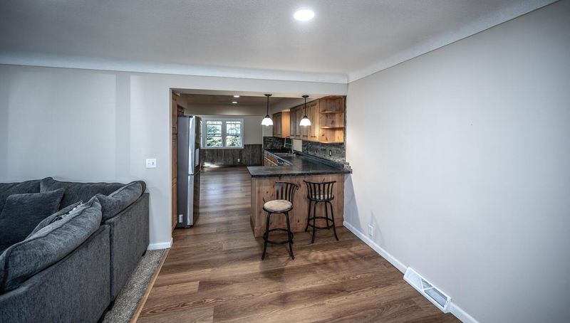 19550 Roberds Lake Blvd, Faribault, MN 55021
