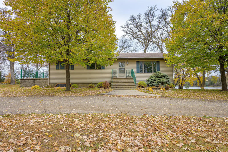 6854 58th Ave SE, Willmar, MN 56201