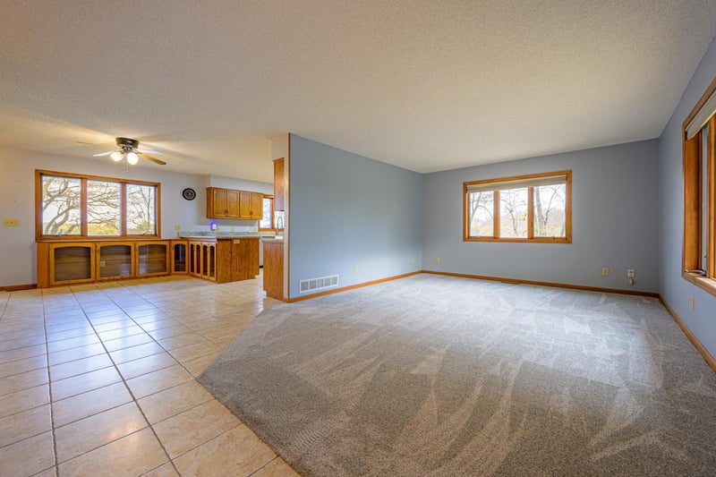 6854 58th Ave SE, Willmar, MN 56201