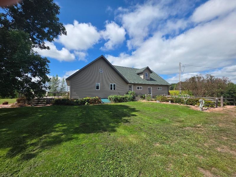871 4th Ave, Prairie Farm, WI 54762