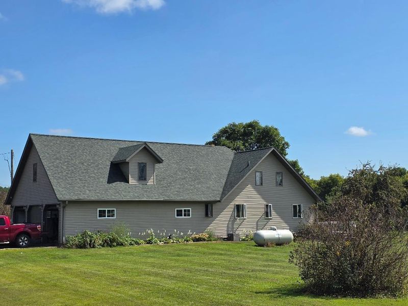871 4th Ave, Prairie Farm, WI 54762