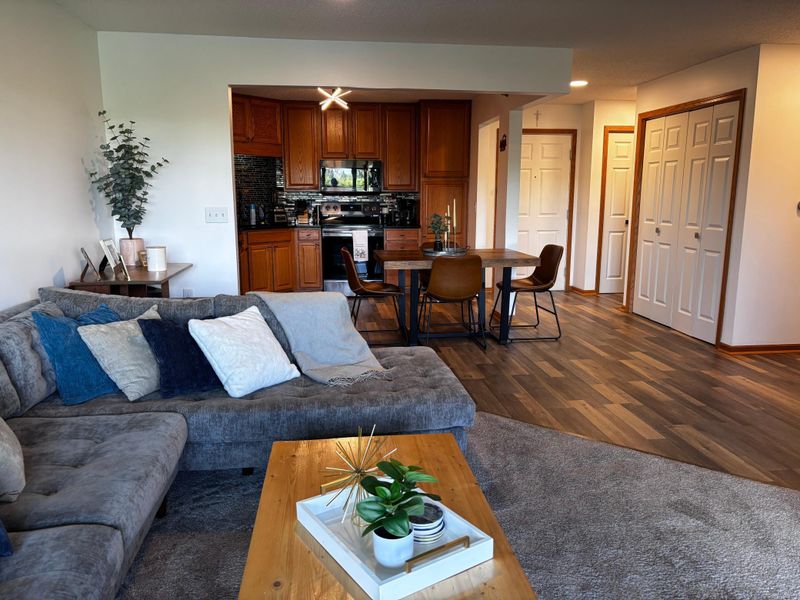 15400 Chippendale Ave W #312, Rosemount, MN 55068