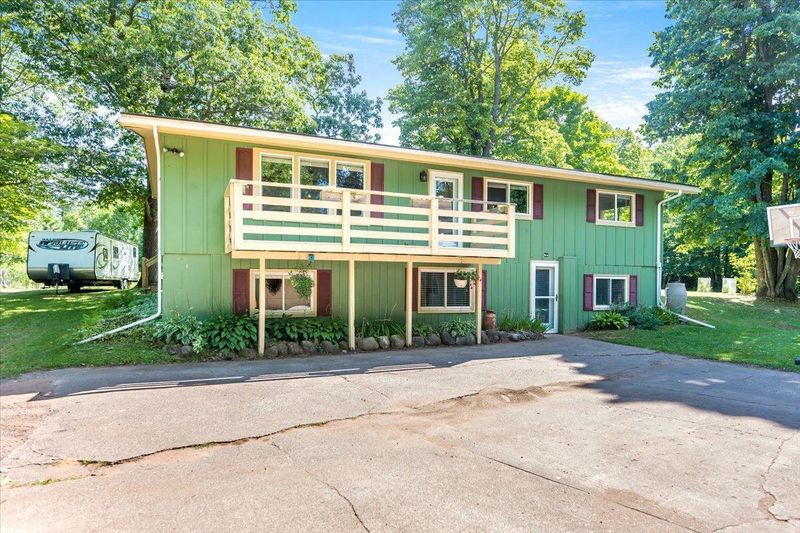 11276 E Estness Rd, Maple, WI 54854