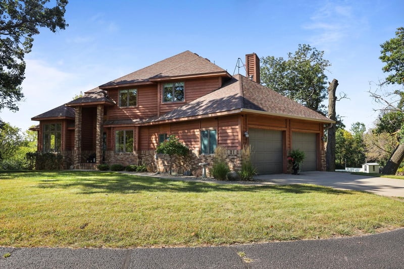 16810 Bagley Ave, Faribault, MN 55021