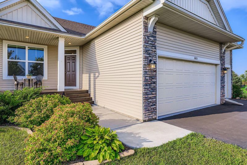 6603 97th Ct S, Cottage Grove, MN 55016
