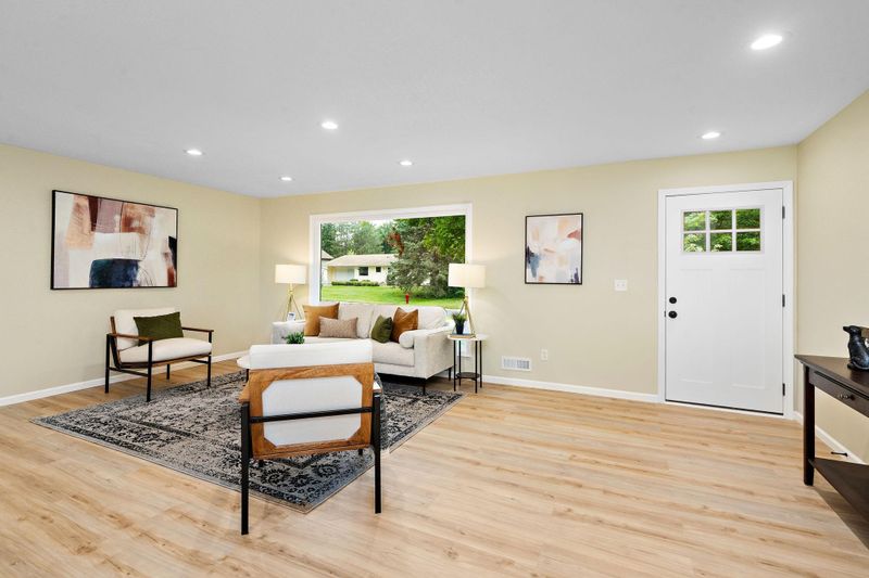 10652 Lancaster Ln N, Maple Grove, MN 55369