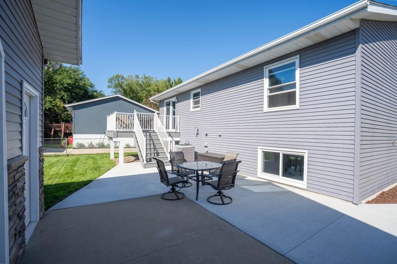 5115 23rd Ave NW, Rochester, MN 55901