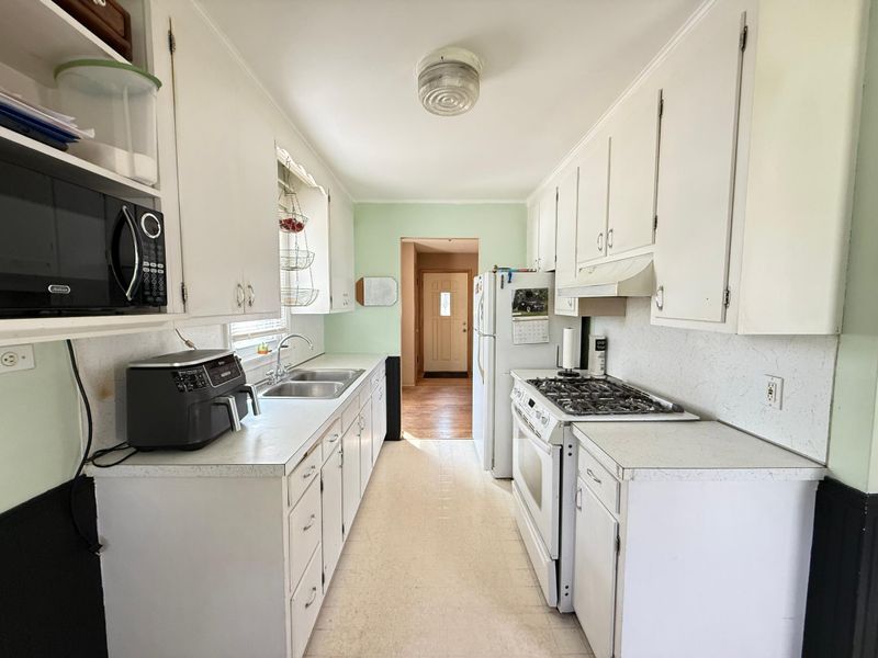 8369 E River Rd NW, Coon Rapids, MN 55433