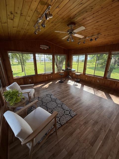 1503 13th Ave, Clarkfield, MN 56223