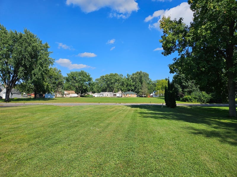 1033 Portland Ave, Saint Paul Park, MN 55071