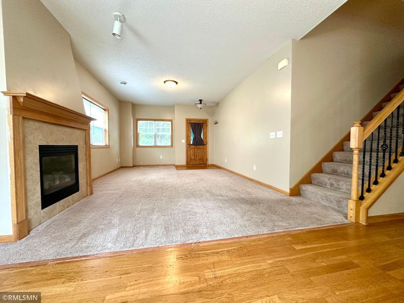2388 Vierling Dr E, Shakopee, MN 55379