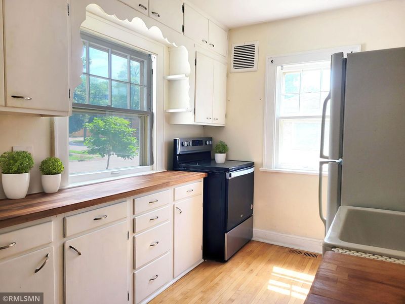 3605 Washburn Ave N, Minneapolis, MN 55412