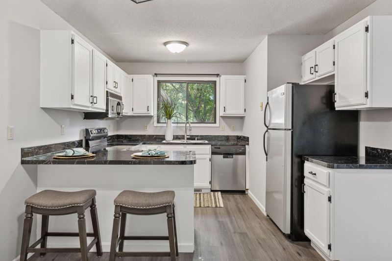 13351 90th Pl N, Maple Grove, MN 55369