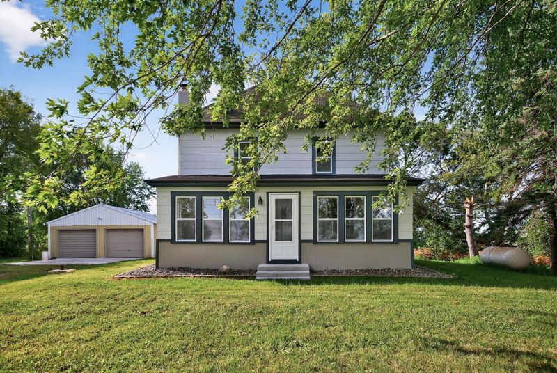 8833 County Road 37 NE, Saint Michael, MN 55376