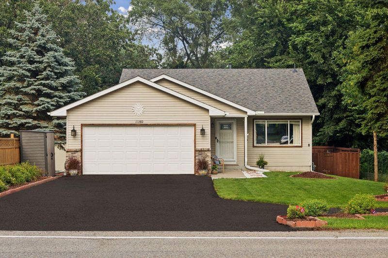 11380 W River Rd, Champlin, MN 55316