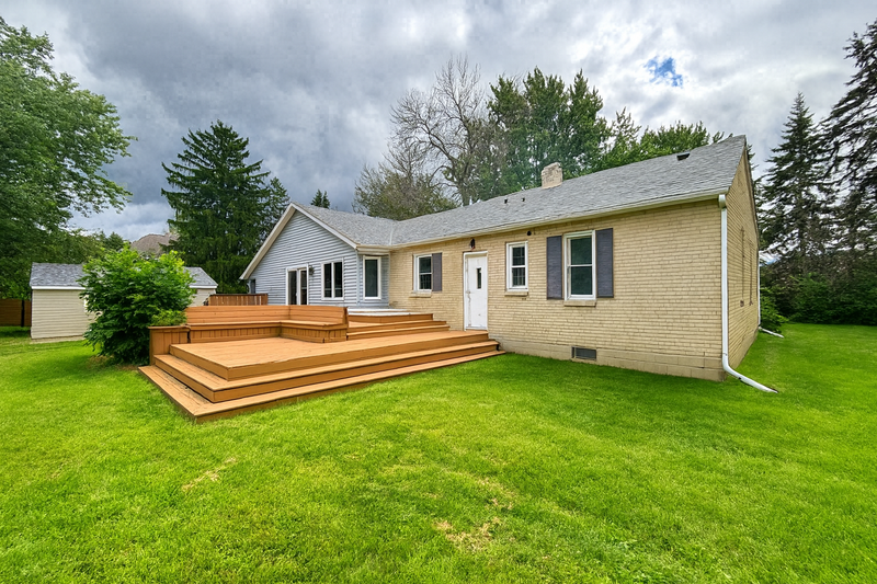 475 Tanglewood Dr, Shoreview, MN 55126