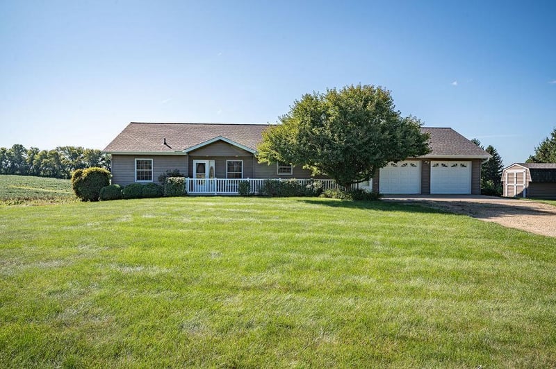 N5044 430th St, Ellsworth, WI 54011