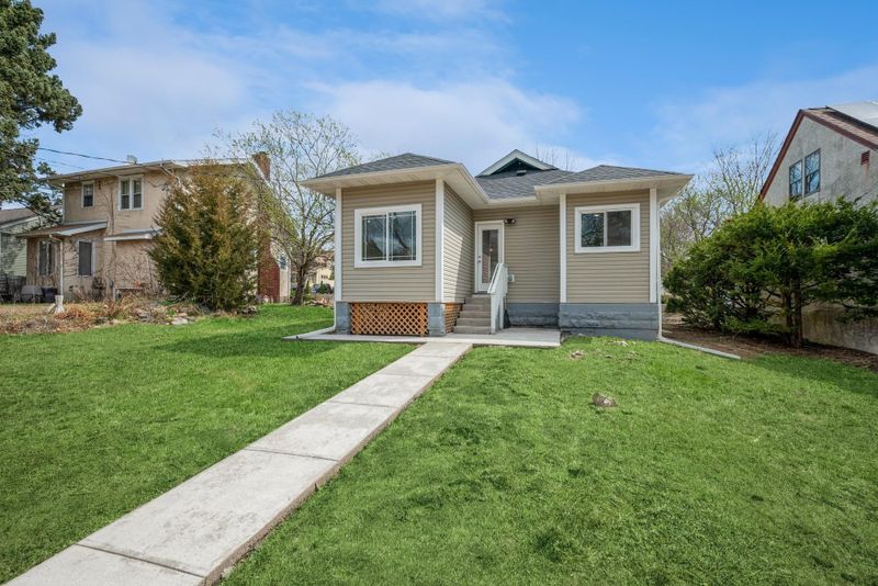 3624 15th Ave S, Minneapolis, MN 55407
