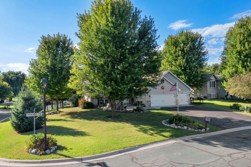 8041 Prairie Trl, Rockford, MN 55373