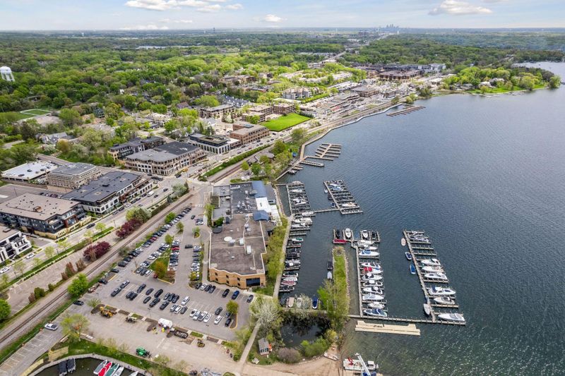 275 Lake St E #103, Wayzata, MN 55391
