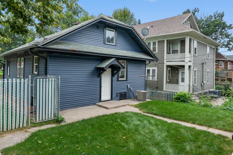 995 Wakefield Ave, Saint Paul, MN 55106