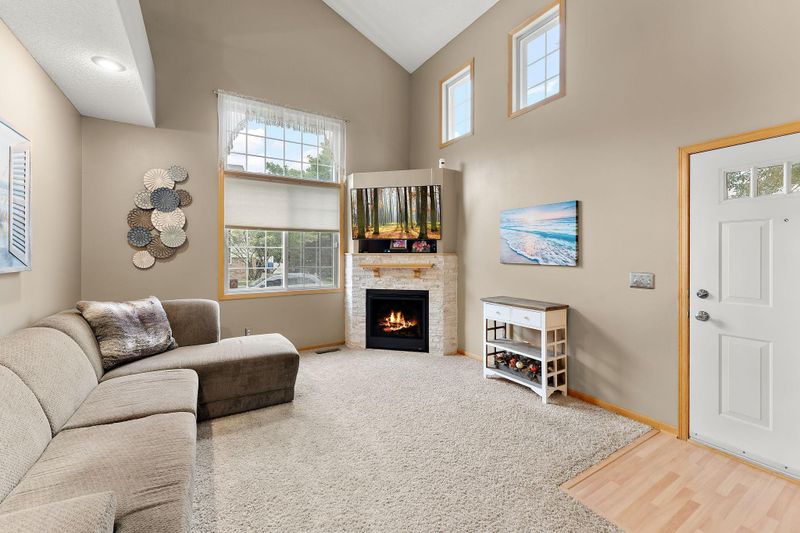 3214 Juniper Cir #D, Woodbury, MN 55125