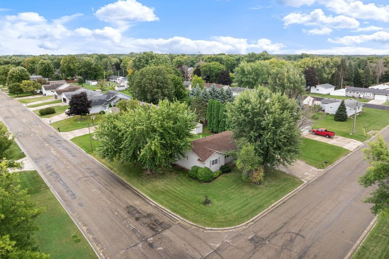 1775 7th Ave NE, Owatonna, MN 55060