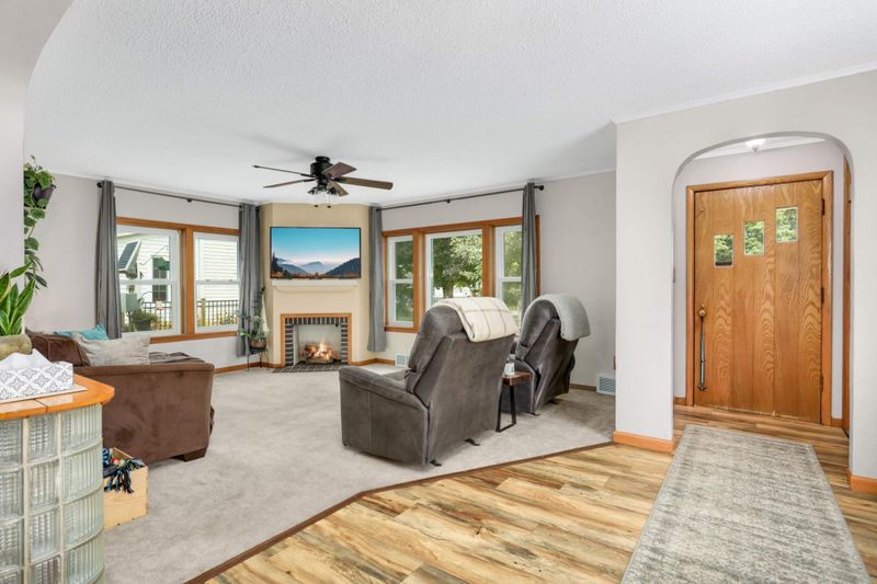 107 Mill St W, Cannon Falls, MN 55009