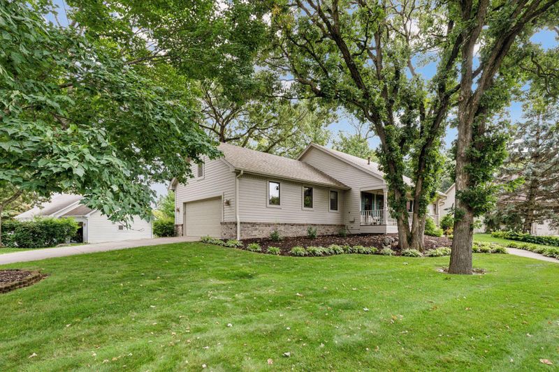 7451 Hidden Valley Ct S, Cottage Grove, MN 55016