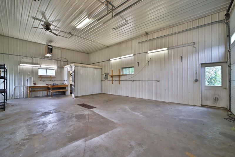 300 4th St SW, Little Falls, MN 56345