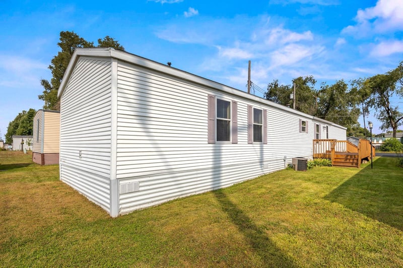 523 54th Ave N #Trlr 4, Saint Cloud, MN 56303