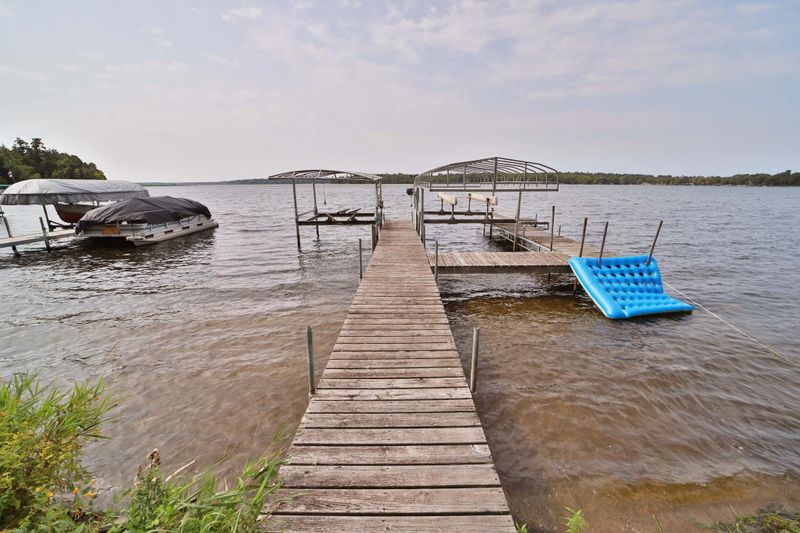 7714 Interlachen Rd, Nisswa, MN 56468